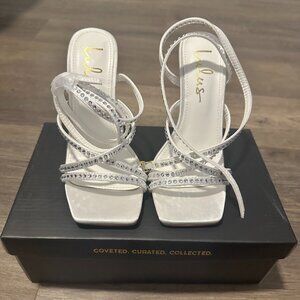 Lulu's women's sandal heels - 5.5 - White (never worn)